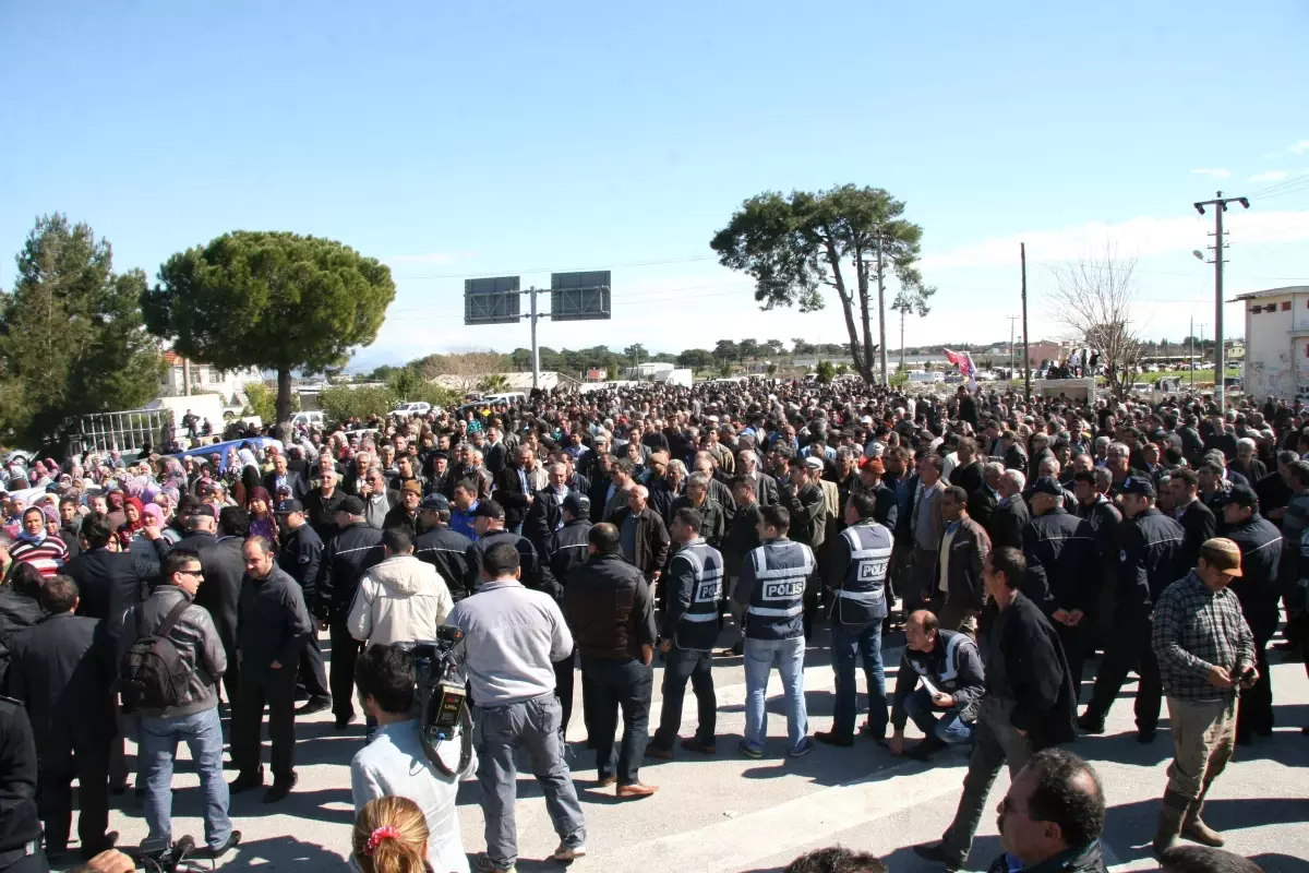 Alanya Karayolunu Trafiğe Kapattı /olay Yerinden Hareketli Görüntüler