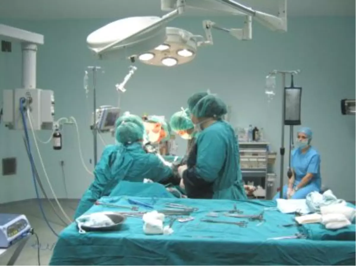 Almanya\'da Hastanelerde Personel Eksikliği Yaşanıyor