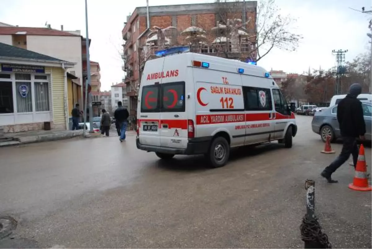 Ambulansın Kapısı Açılmayınce Yenisi Gönderildi