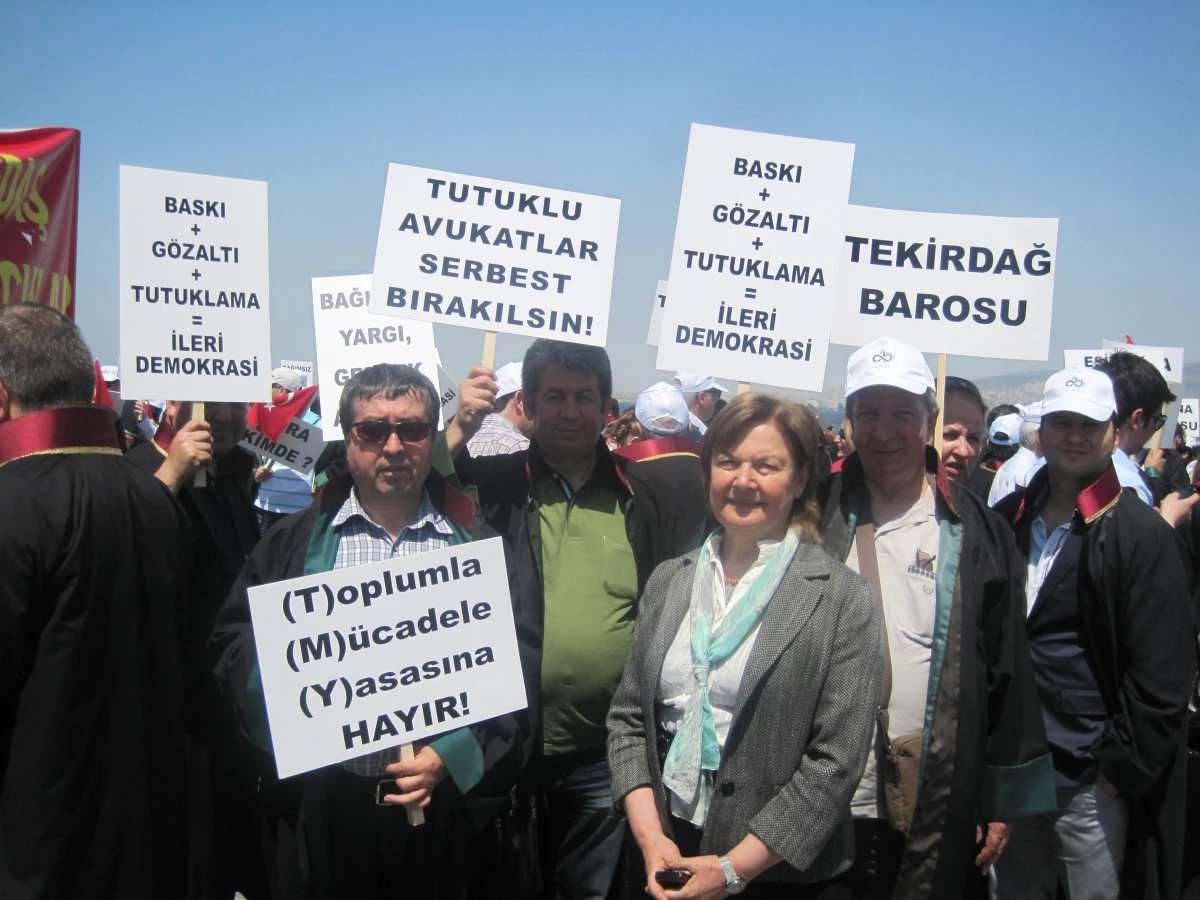 CHP Milletvekili Güven, Avukatlarla İlgili Kanun Teklifi Verdi