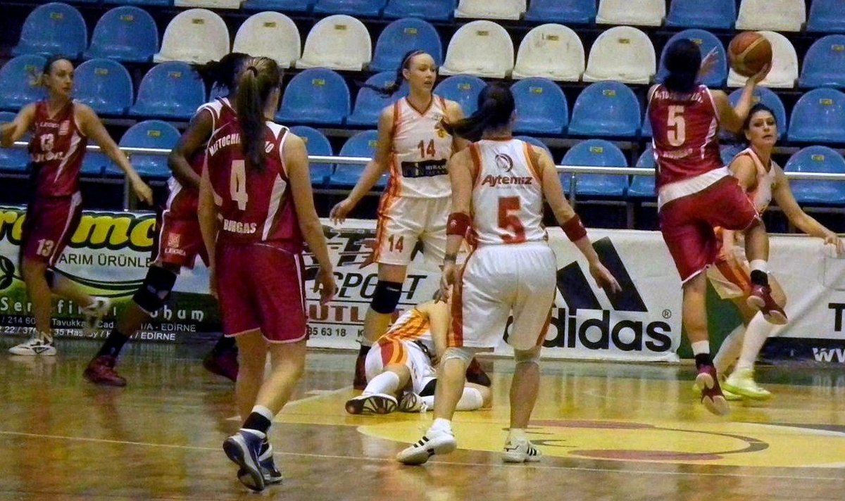 Edirnespor Hazırlık Karşılaşmasında Bulgar Rakibine 57-87 Mağlup Oldu