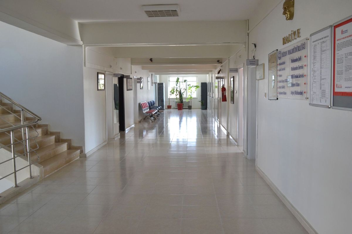Hizan Hükümet Konağı Binası Onarıldı