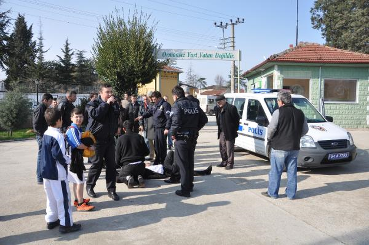 İhalede Sopalı Saldırı Güvenlik Kamerasında