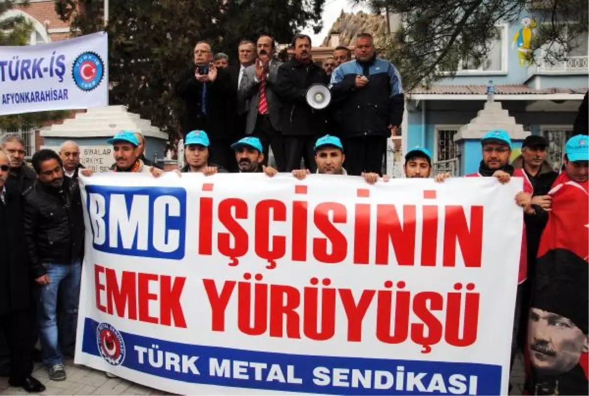 İzmir\'den Ankara\'ya Giden Bmc İşçileri, Afyon\'da Mola Verdi