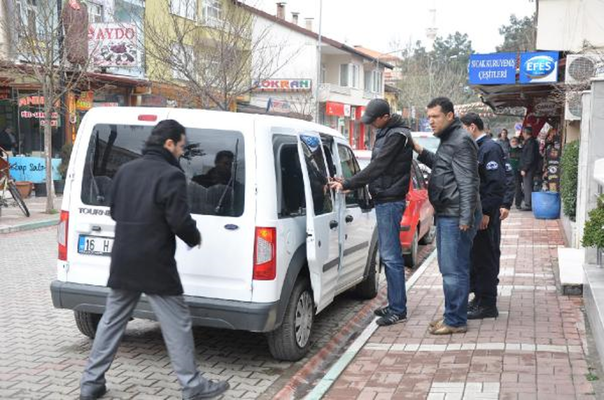 Kaçak Kazı Yapanları Trafik Makbuzu Yakalattı