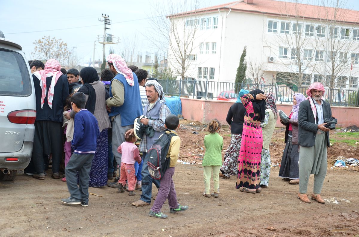 Suriyeliler İçin Yapılan Yardımda Kavga Çıktı