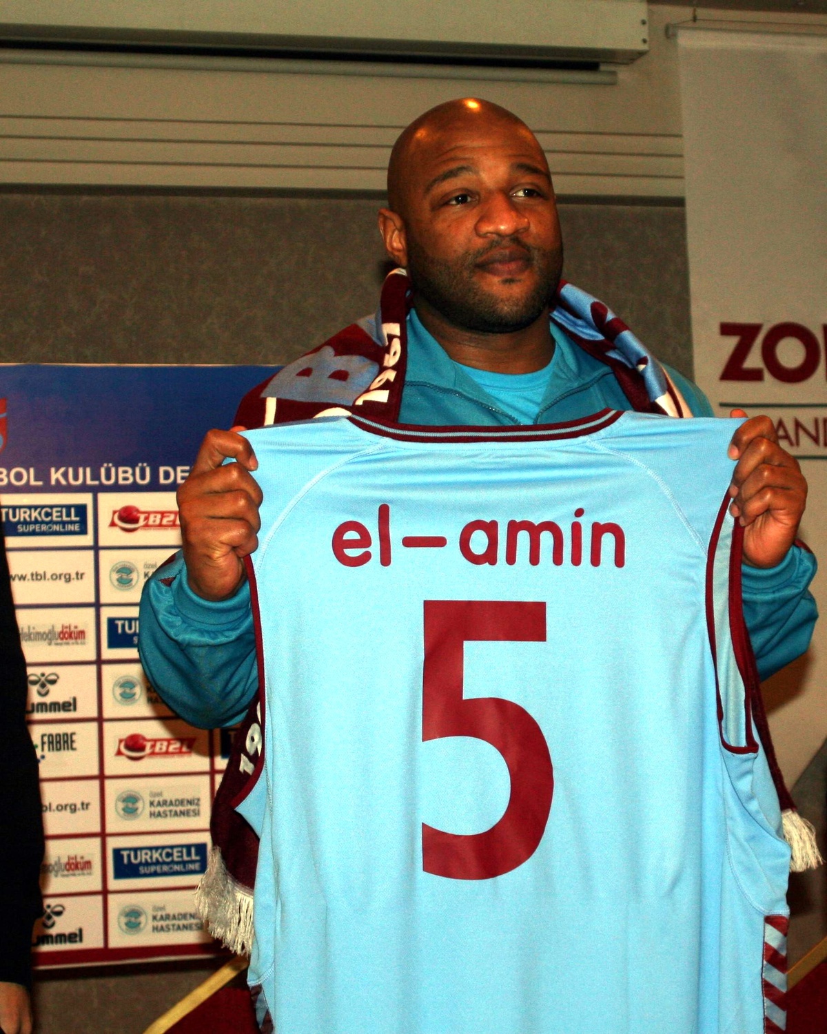 Trabzonspor, El-Amın ile Sözleşme İmzaladı