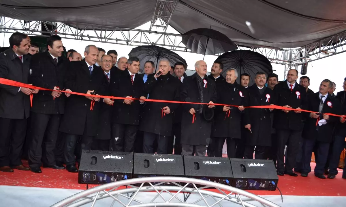 Ulaştırma, Denizcilik ve Haberleşme Bakanı Binali Yıldırım Açıklaması