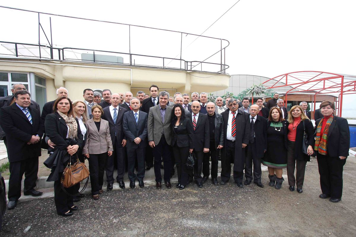CHP İl Başkanı Engin, Bayraklı CHP\'nin Misafiri Oldu