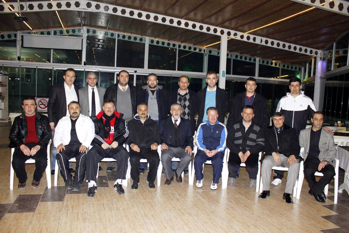 Dinar\'da \'Marsyas Masterler\' Futbol Takımı Kuruldu