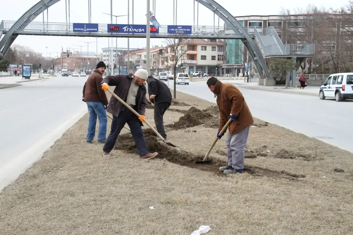 Erzincan Belediyesi Bahar Çalışmalarına Başladı