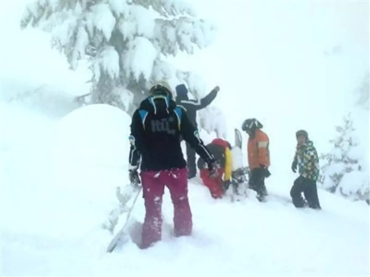 Kartalkaya\'da Kar Kalınlığı 2 Metreye Ulaştı