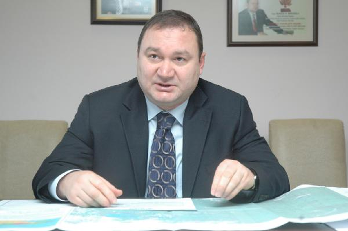 Kurtlar Vadisi\'nin \'Eşref Beyi" Yalova Belediye Başkanlığına Yeniden Aday