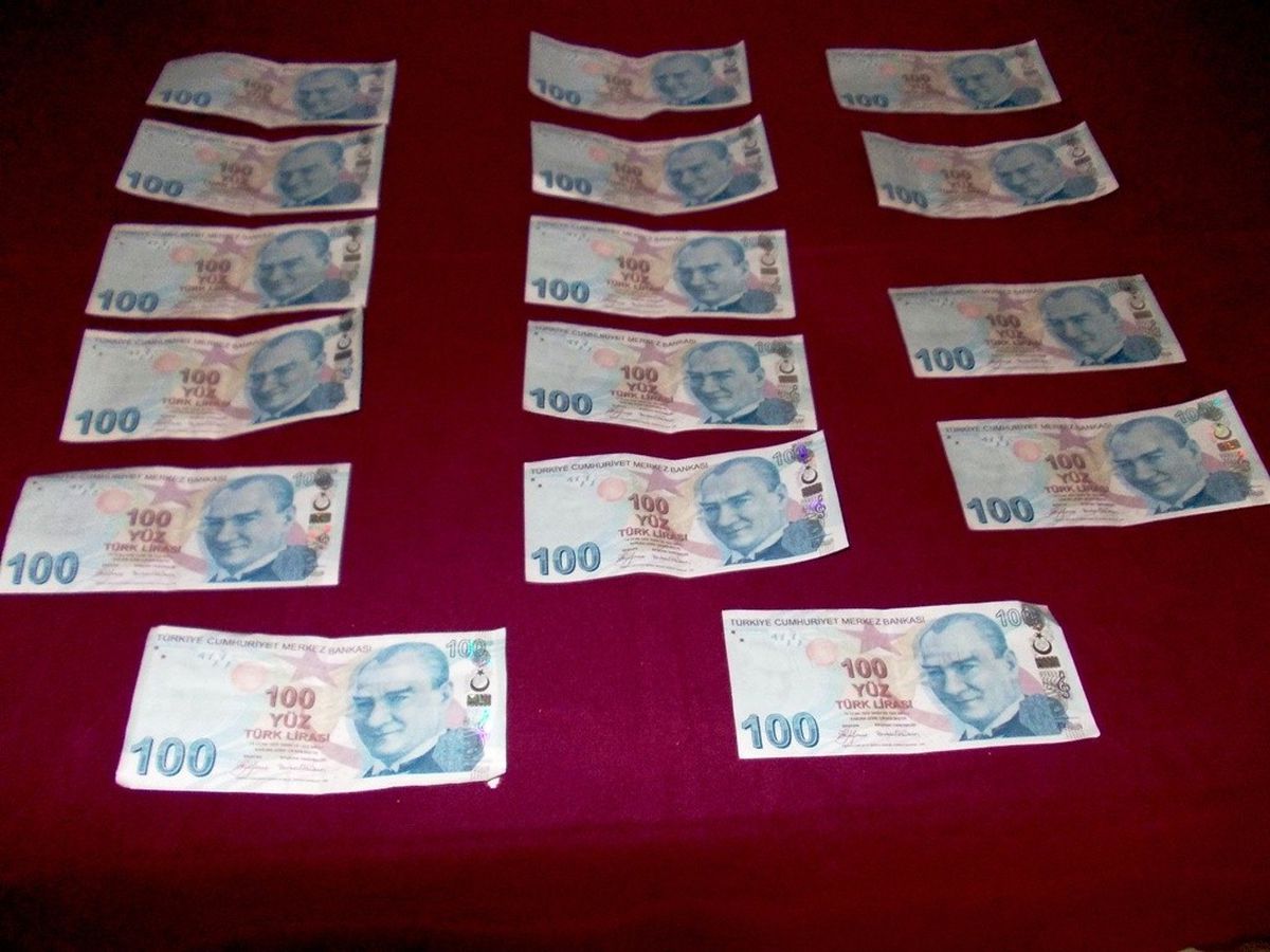 Sarıgöl\'de Sahte Para Operasyonu