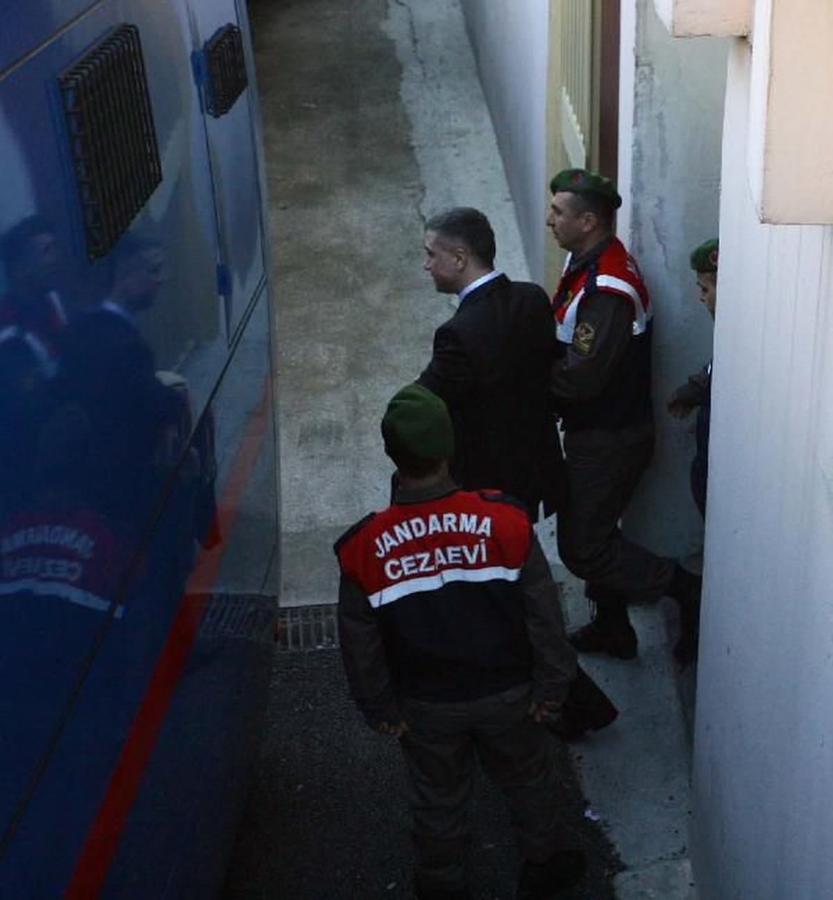 Sedat Peker'e 'Poyraz'ı Tehditten' Tahliye