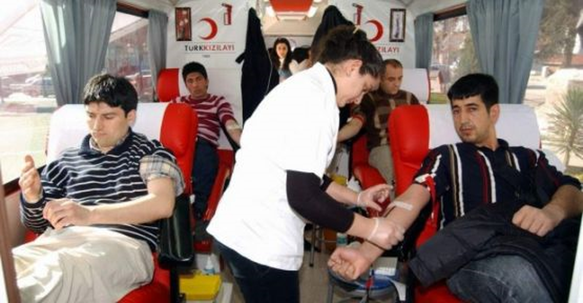 Taşova\'da Öğrencilerden Kan Bağışı