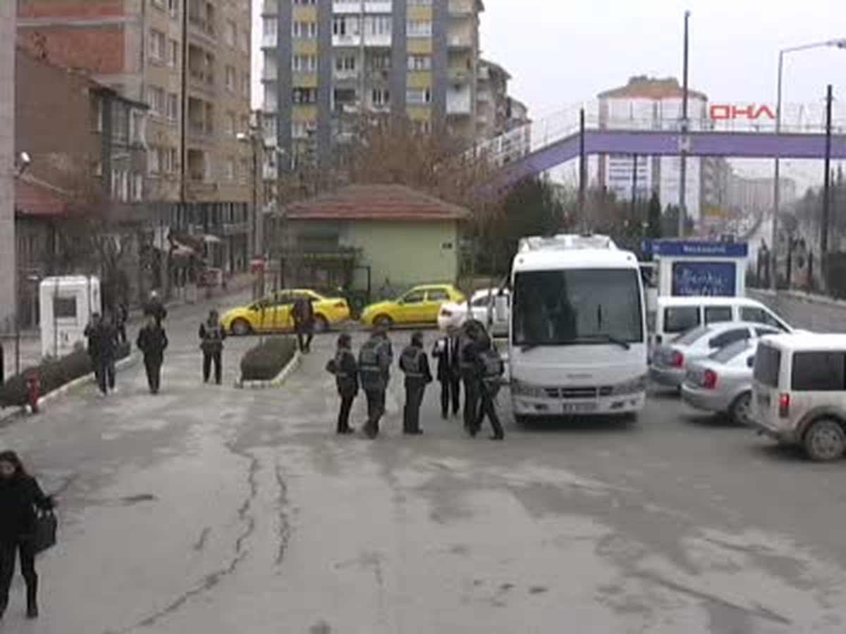 11 Kişi Daha Tutuklandı "Eskişehir\'de 13 Uyuşturucu Şüphelisi Daha Adliyeye Sevk Edildi" Haberine Ek