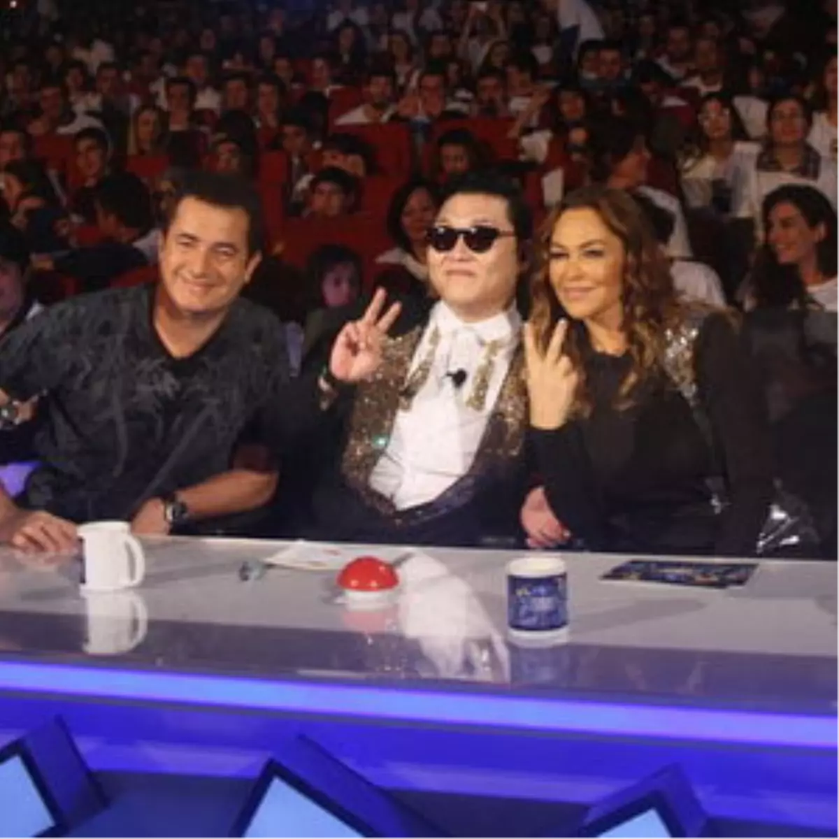 PSY, Bu Kez Yetenek Sizsiniz\'i Salladı