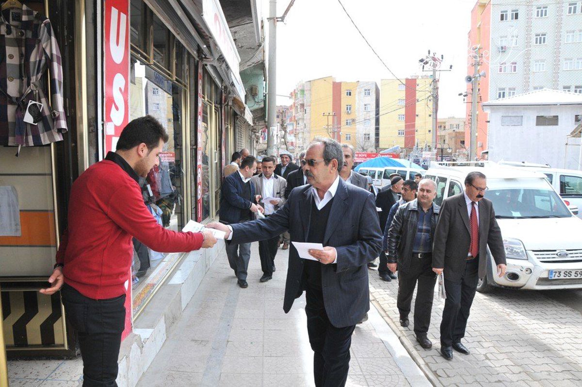 Silopi\'de Suriye İçin Yardım Çadırı Kuruldu