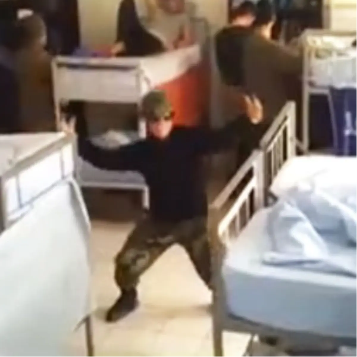 Türk Askerinden \'Harlem Shake\'