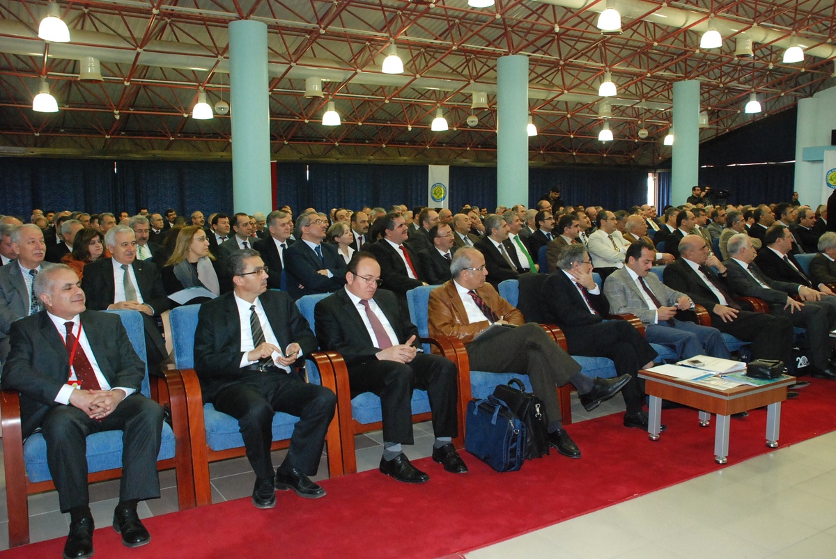 YÖK Başkanı Çetinsaya: "Akademisyenliğin Cazibesi Erozyona Uğradı"