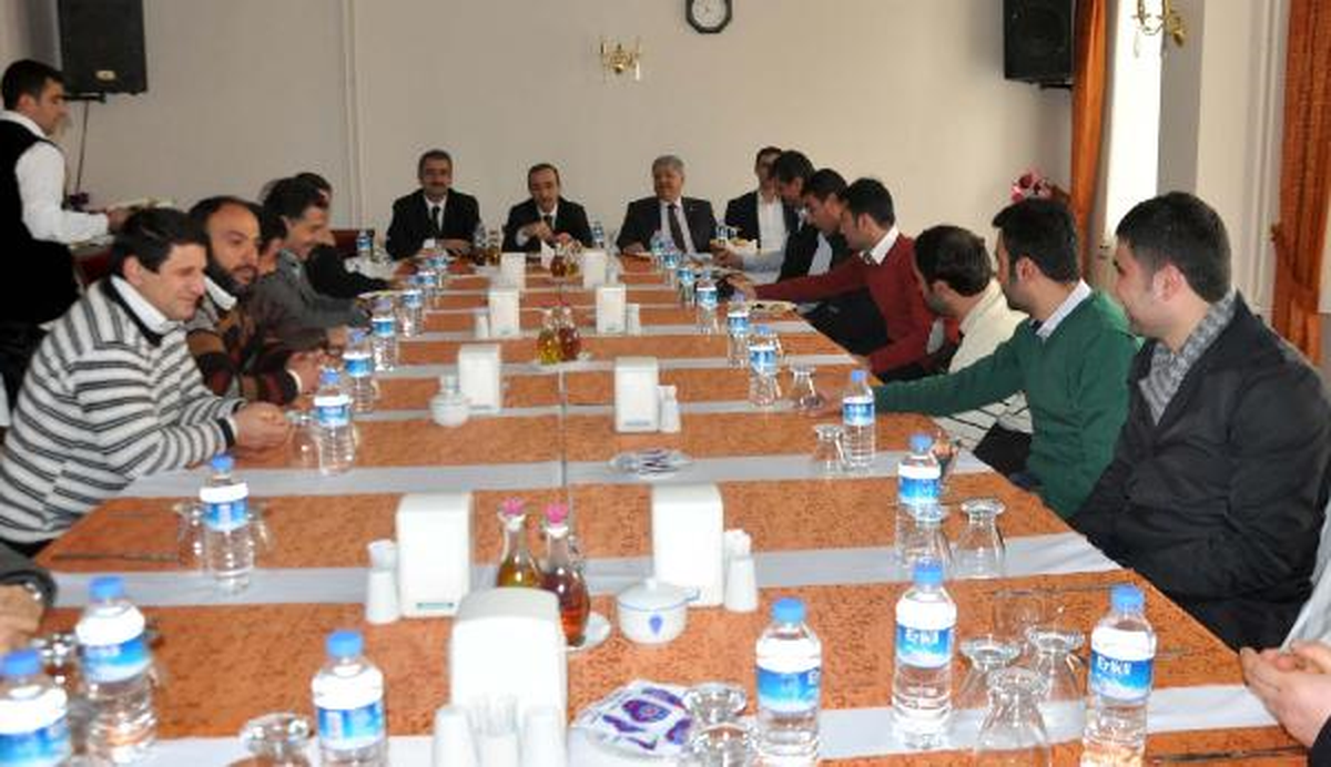 Ak Partili Kiler: Barış İçin Terör Örgütü Kesinlikle Silah Bırakacak
