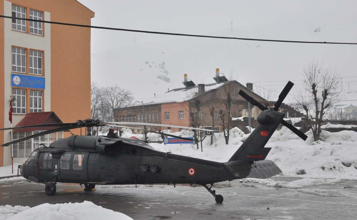 Askeri Helikopterden Zorunlu İniş