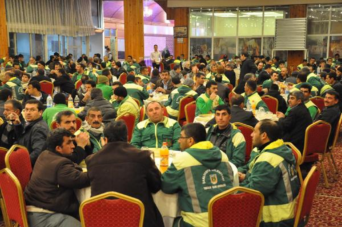 Başkan Fakıbaba\'dan Temizlik İşçisine \'Ucuz Ev\' Müjdesi