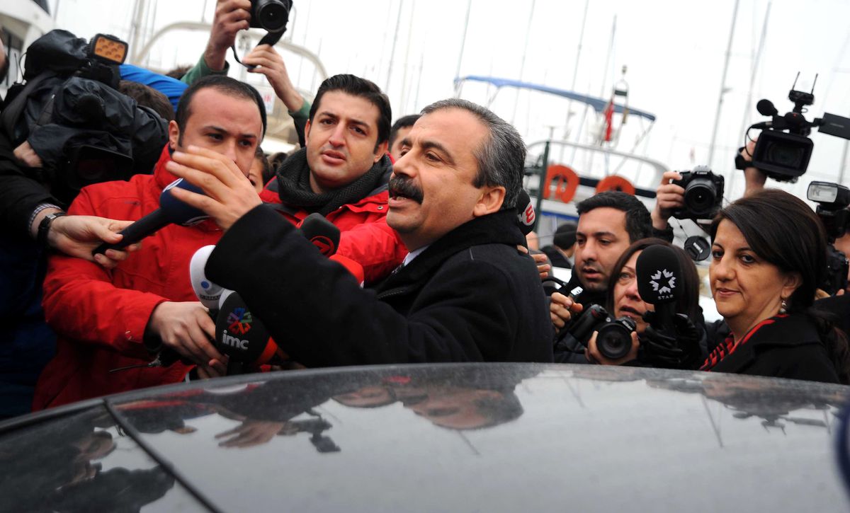 BDP Heyeti İmralı\'ya Gitti