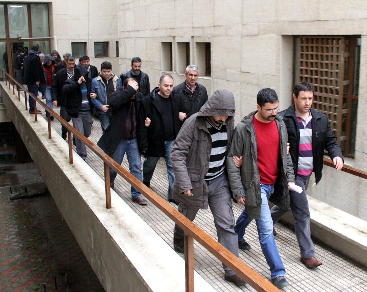 Devrimci Memur Hareketi Zanlıları Adliyede