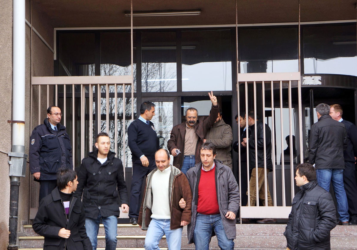 Dhkp-C Soruşturmasında 12 Şüpheli Daha Tutuklandı
