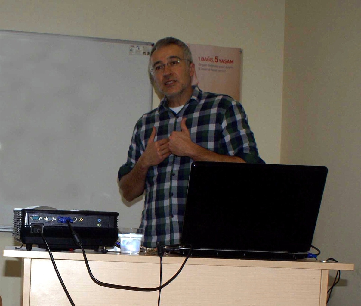 Dr.ceylan: "Profesyonelce Yapılan Sporlar İnsan Vücudu İçin Yıpratıcıdır"