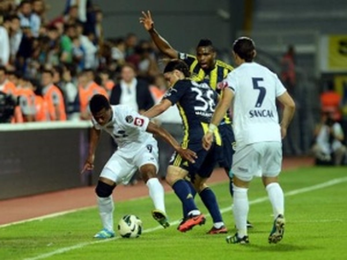 Fenerbahçe ile Kasımpaşa Ligde 20. Randevuda