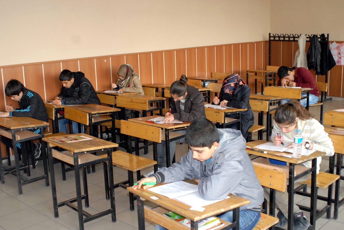 Gençler Kur\'an-I Kerim\'in Anlamıyla Buluşuyor