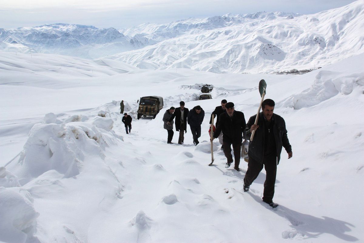 Hakkari İçme Suyu İsale Hattı Çığ Altında