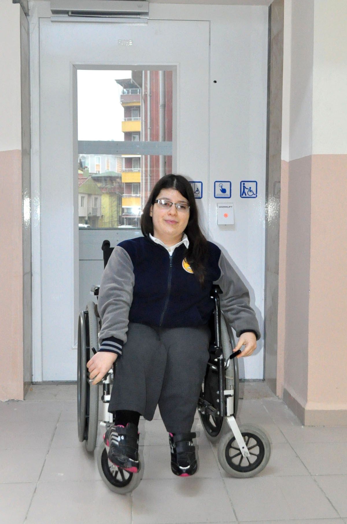 İlhami Ertem Anadolu Lisesi\'nden Engelleri Aşan Uygulama
