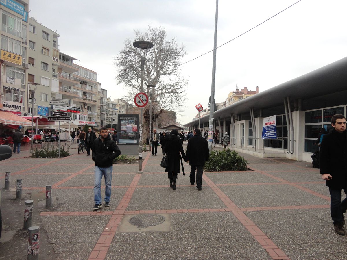 Karşıyaka\'da Kaçak Yapıya Geçit Yok