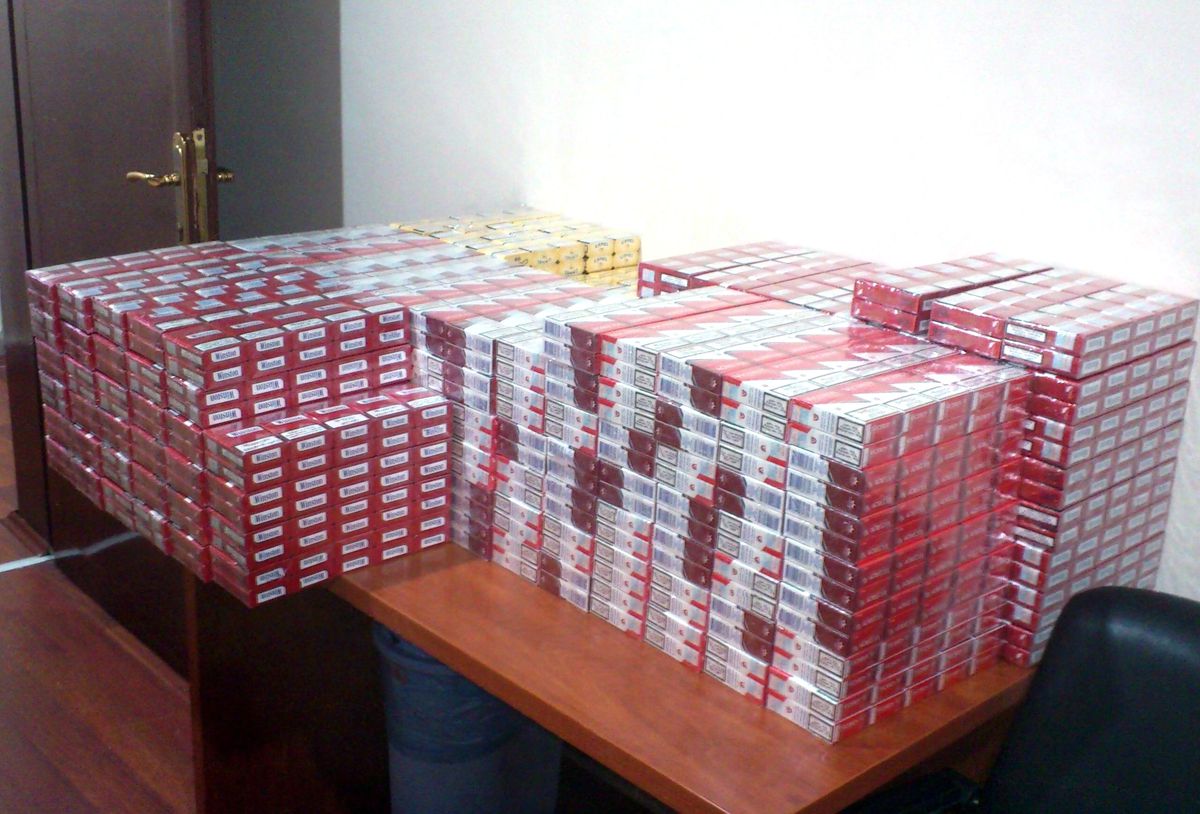 Midyat\'ta 5 Bin 700 Paket Kaçak Sigara Ele Geçirildi