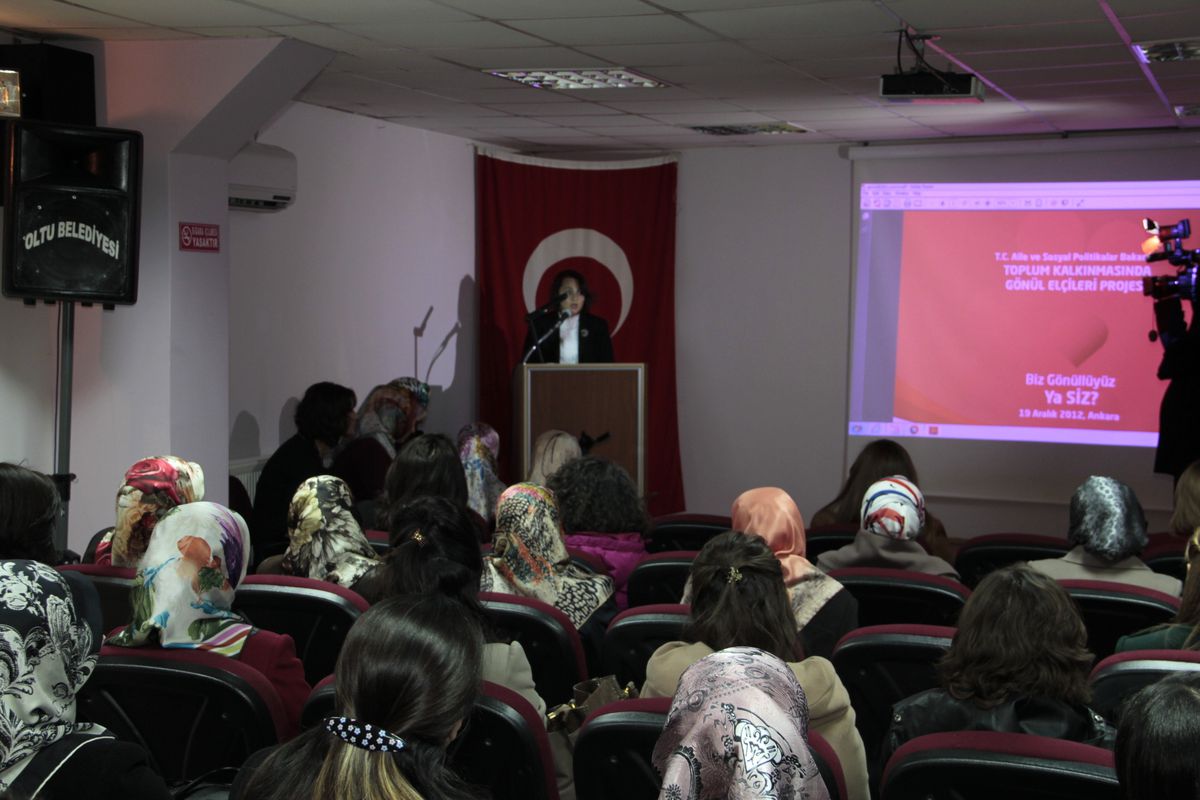 Oltu\'da Gönül Elçileri Projesi Tanıtım Toplantısı