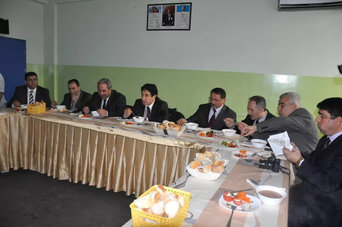 Soma Kız Meslek Lisesi Öğrencileri Hünerlerini Sergiledi