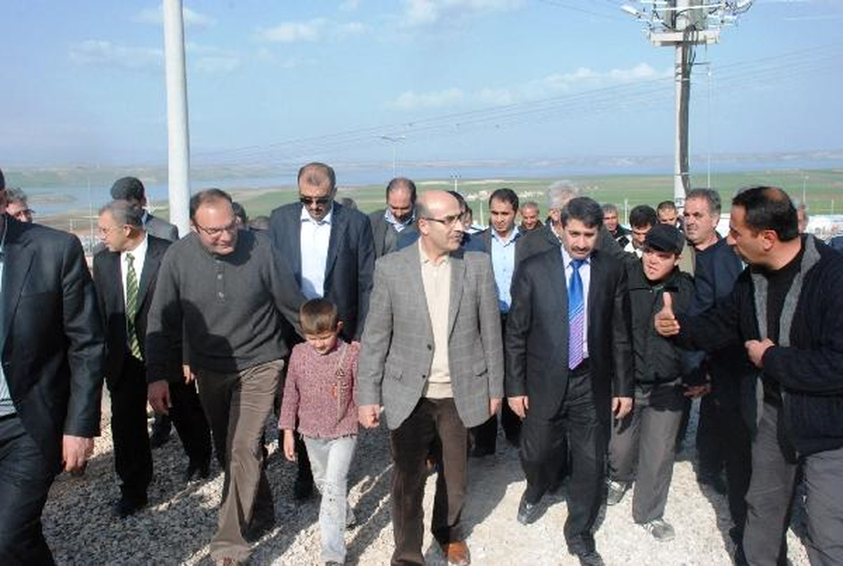 Adıyaman Valisi Demirtaş, Suriyeli Sığınmacıları Ziyaret Etti
