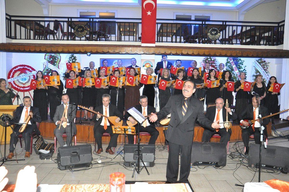 Akçay\'da Konser Coşkusu