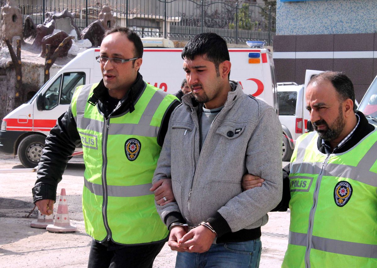 Baba Olmayı Beklerken Katil Oldu