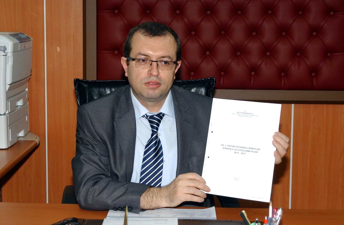 Balıkesir\'de Dahi Çocuklar Aranıyor