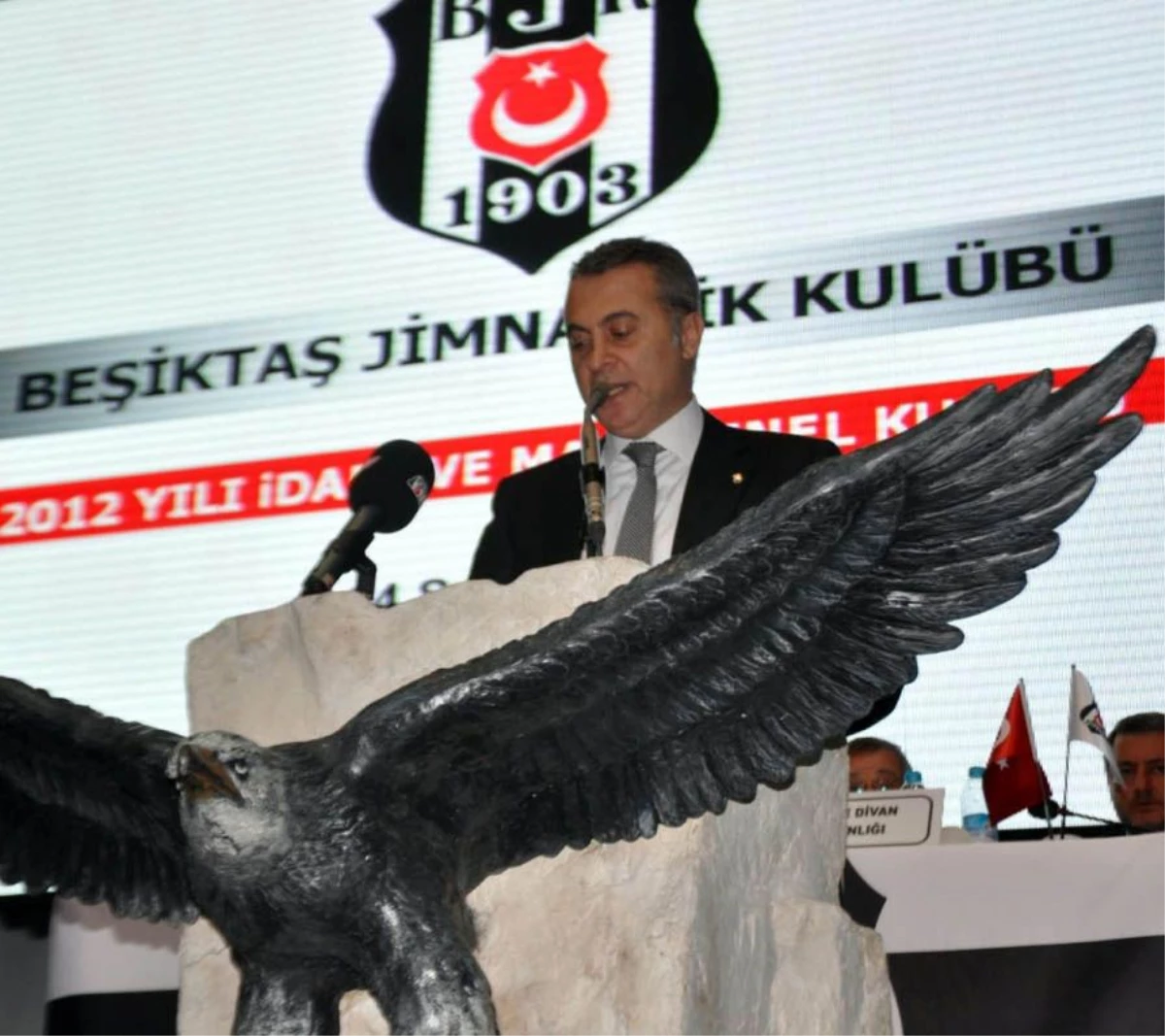 Beşiktaş Kulübü\'nün Mali Kongresi