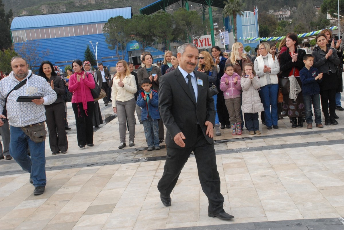 Fethiye Belediyesi 9. Yıl Şenlikleri Törenle Başladı