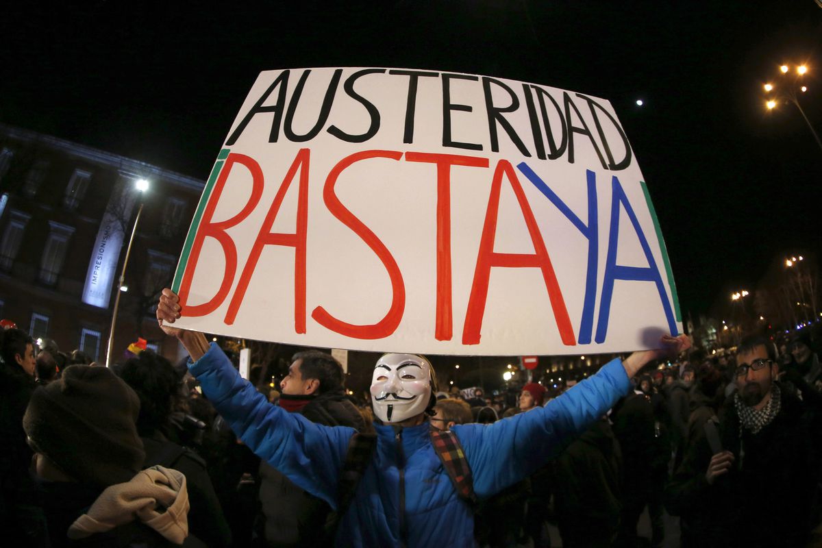 İspanya\'da 45 Protestocu Tutuklandı