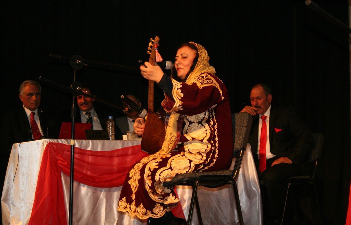 Kars 8. Uluslar Arası Aşıklar Bayramı\'na Yoğun İlgi