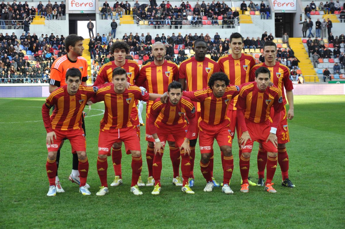 Kayserispor-Gençlerbirliği Maçı 0-0 Devam Ediyor