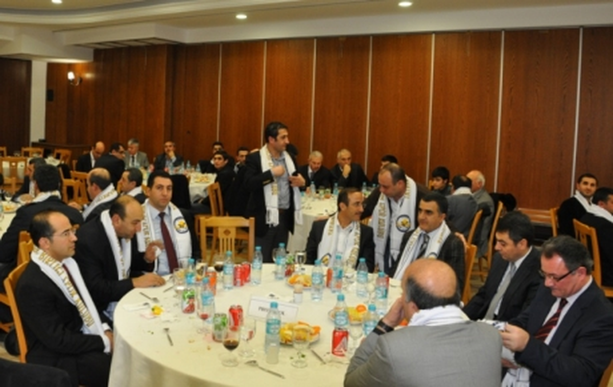 Tatvan Gençler Birliği Spor\'a Dayanışma Gecesi